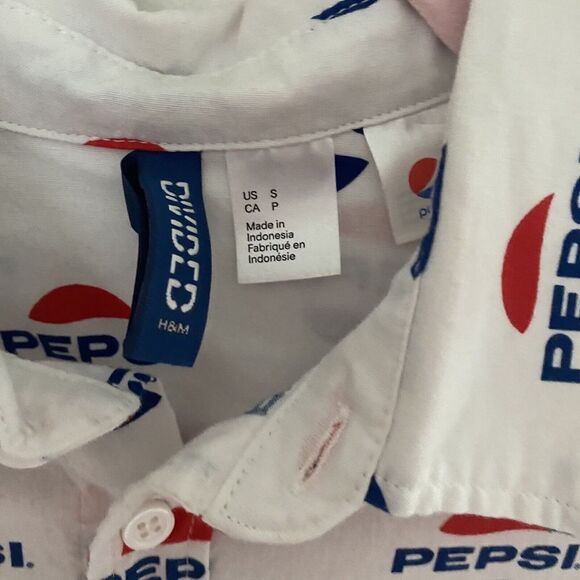 PEPSI (2016) Official Divided by H&M All-Over Logo Print Button-Up Shirt Small - Picture 2 of 8